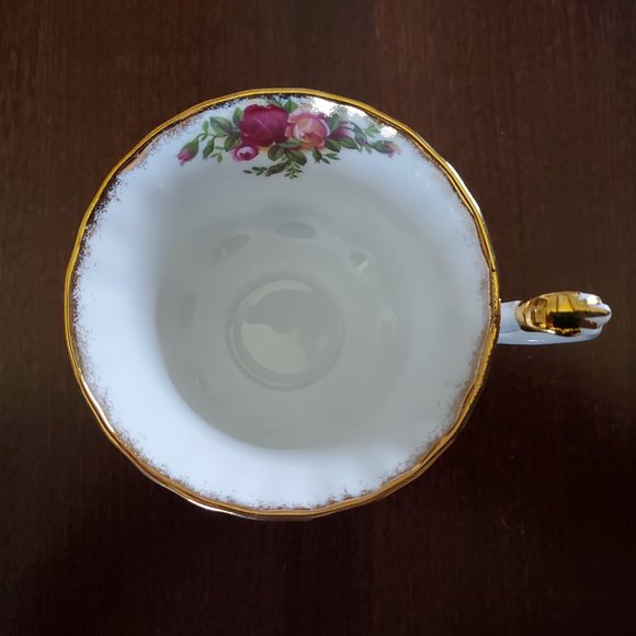Old Country Roses by Royal Albert - Rare Vintage Snack Plate & Teacup - Picture 7 of 8